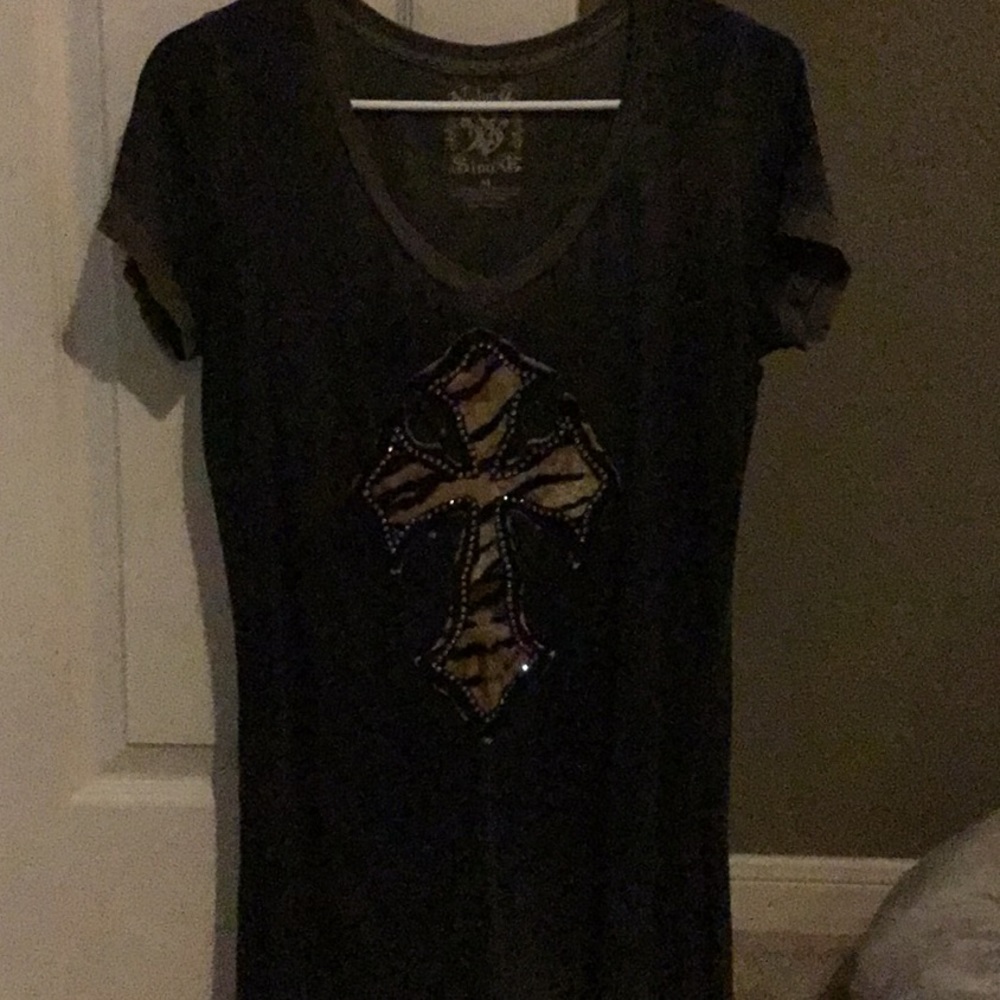 Velvet Stone Leopard Cross T-Shirt